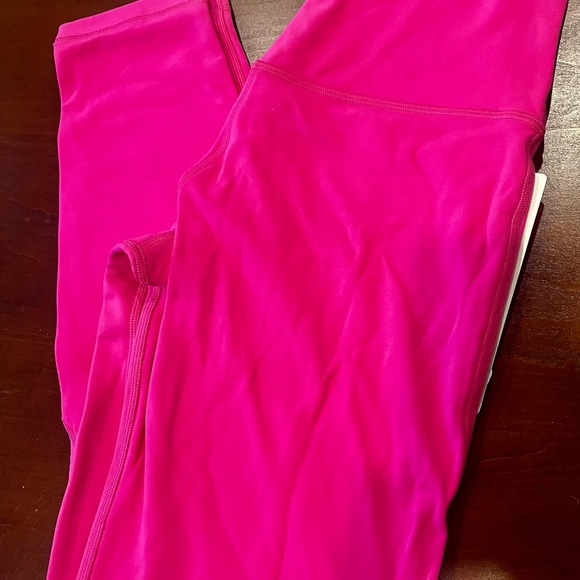 NWT lululemon Align Pants 25” size 6 Sonic Pink - Picture 2 of 6